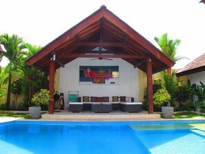 SEMINYAK BEST PRICE 3 BEDROOMS 