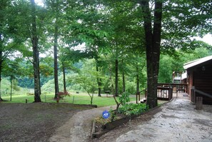 beautiful quiet setting with lake view.