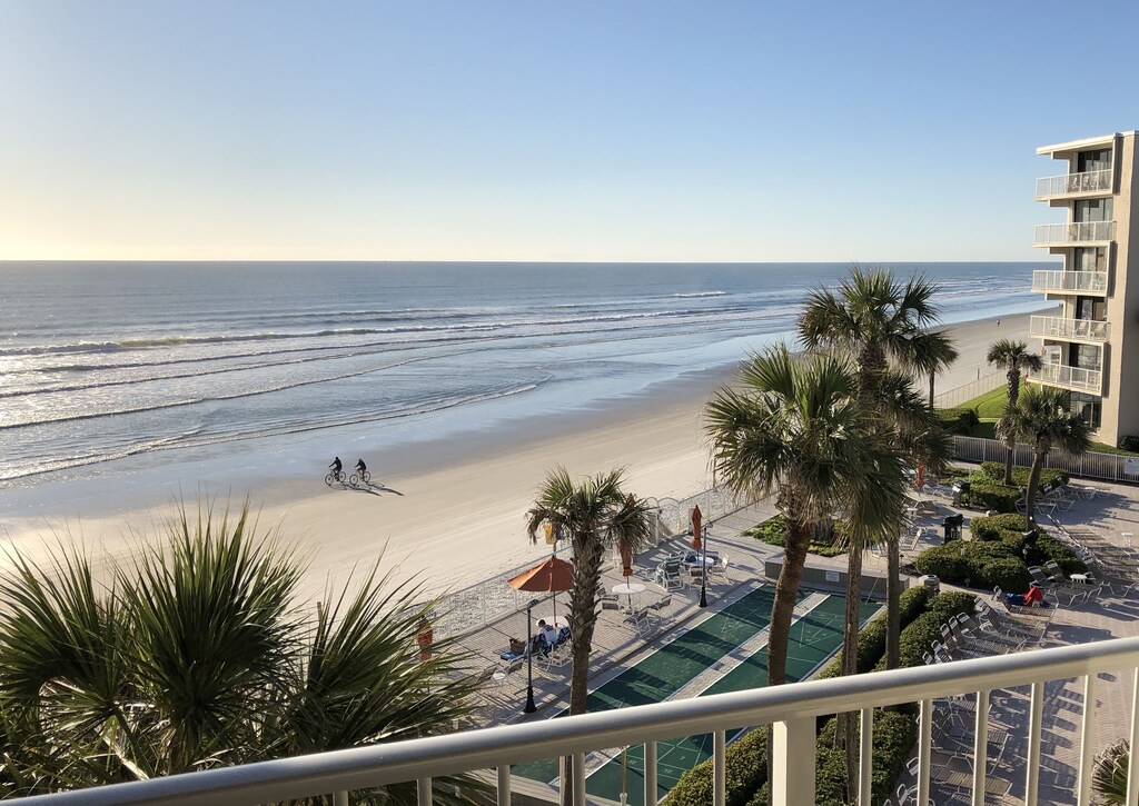 You Ll Love This One The Pelican Ocean Front Exquisite View 2 Pools New Smyrna Beach You Ll Love This One The Pelican Ocean Front Exquisite View 2 Pools New Smyrna Beach