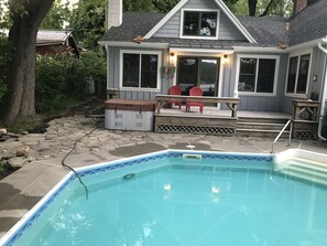 Sliding doors off of second living area. Nice private deck, 3 person hot tub. 