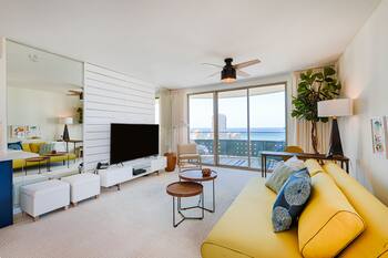Spacious 2 Bedroom Unit at Lanikea at Waikiki!  Free Wi-fi and FREE Parking!