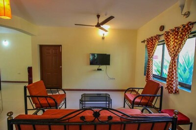 6 BHK Villa with 2 Pool Close to beaches & Clubs
