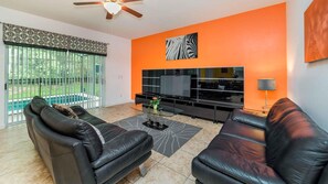 Sweet Home Vacation Rentals, Top Resorts Florida Paradise Palms