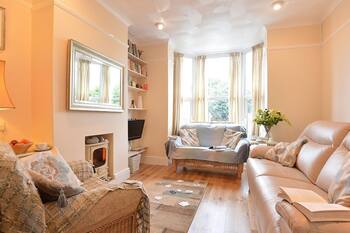 MORFIN, pet friendly, with a garden in Criccieth