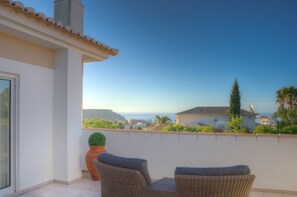 Upstairs terrace 
