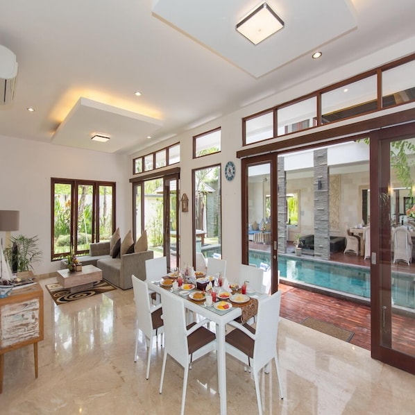 Canggu Home 3 Bedrooms Villa