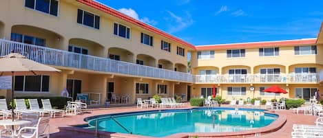 Swimming pool/ Interior of the complex