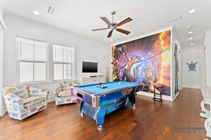 Spielezimmer