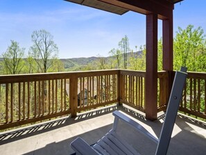 Deck Area with Mountain View 