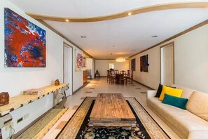 PH 7 Living Room