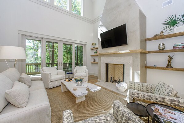 Jubilee Retreat - Grayton - First Floor - Living Area