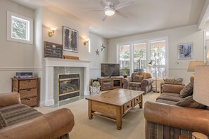 Upper Living Room 