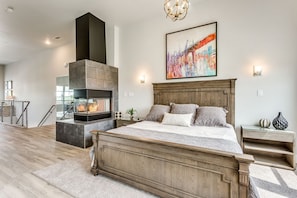 Upstairs Master with King Bed and Fireplace!