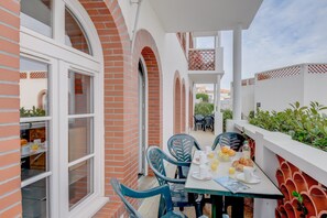 Open the door and step out onto your balcony or terrace with sea views!