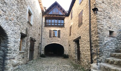 Casa Señorial S.XVI: Yégües-Casa mingot (2 plazas)