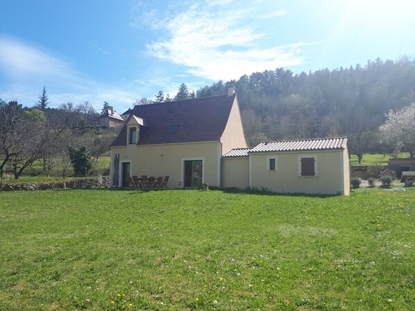 Ulkopuoli