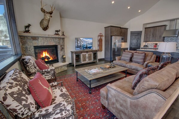 Living room with gorgeous colors