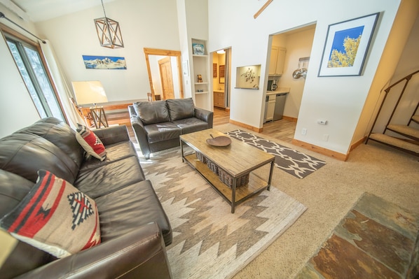 Updated Keystone vacation condo at Flying Dutchman!