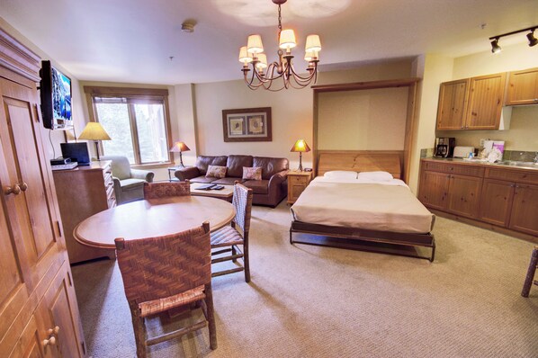 Springs Vacation Condo in Keystone Village