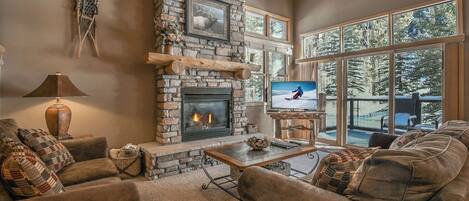 Stunning vacation Townhome in West Keystone