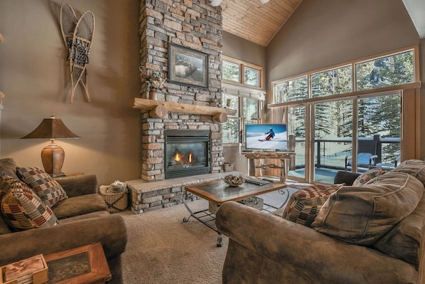 Stunning vacation Townhome in West Keystone