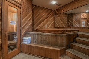 Private Hot tub perfect for relaxing after a long day in summit county