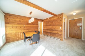 Dining area great for gathering