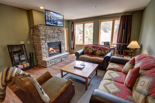Cozy ski condo in Keystone Colorado