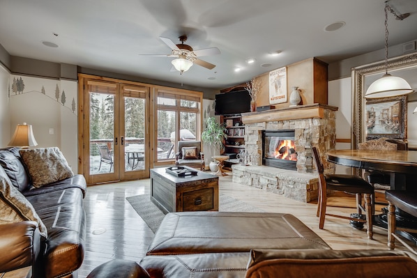 Luxury Ski-in Ski-out condo at The Timbers!