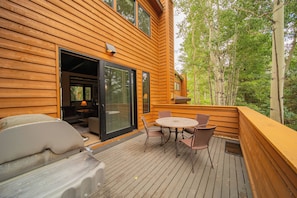 Private deck with propane grill