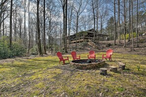 Backyard | Fire Pit