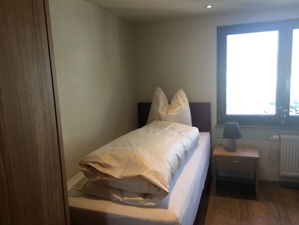 Apartment 4, 16qm, 1 Schlafzimmer für 1 Person-Einzelzimmer Apartment 4,