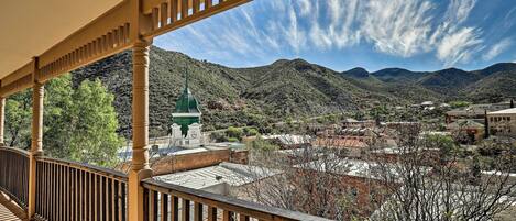 Bisbee Vacation Rental | 3BR | 2BA | 1,800 Sq Ft | Stairs Required