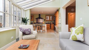 Conservatory and kitchen, Barebones Farm, Bolthole Retreats