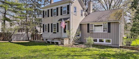 Get away to the scenic Catskills and stay at this idyllic Hudson home!