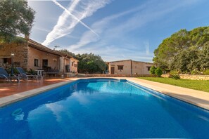 Schöne villa mit Pool
