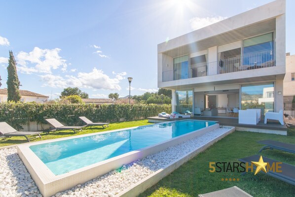 Pool with sunbed area