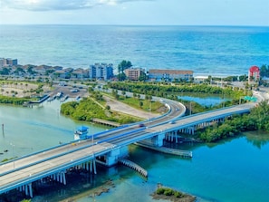 Easy access from Park blvd to this beachfront building. Intercoa - Easy access from Park blvd to this beachfront building. Intercoastal on one side and the beach on the other!
