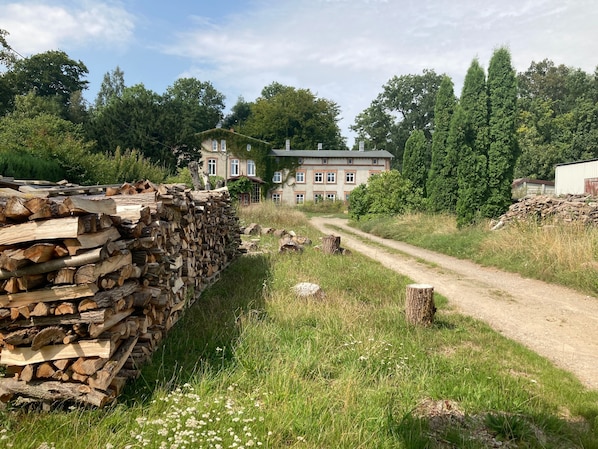 Enceinte de lâhĂ©bergement