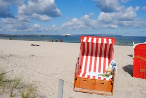 eigener kostenfreier Strandkorb am Strand