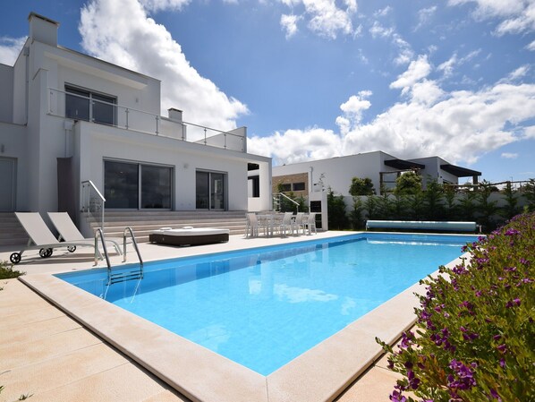 Holiday Home Swimming Pool