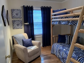 Bedroom 3 with single bunk beds