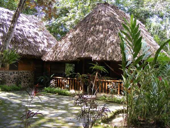 The Agouti Cabana - Cohune Palms River Cabanas