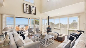 Hamptons Retreat Living Room with Fireplace