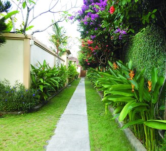 1 BR Villa in central Seminyak with a private pool only 10 minutes to the beach