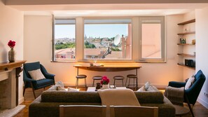 An inviting living room immersed in natural light.
#comfort #portugal #pt #lisbon