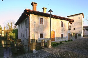 Facade of the rice mill