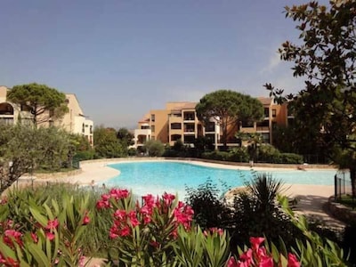 bargain good holiday rentals climatides with pools