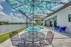 outdoor dining area on the water