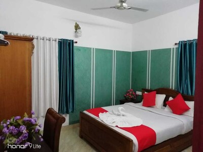 Linten Holiday Resort, Property set in 4.7km from MUNNAR Town 2